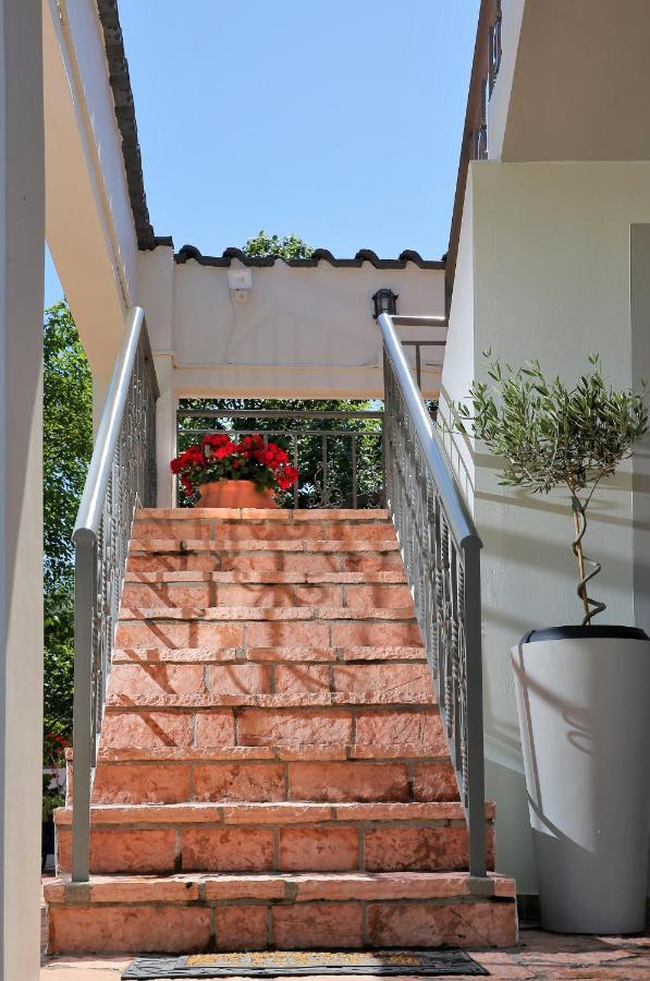 "Elegant & Quiet House" Apartment Igoumenitsa Exterior photo